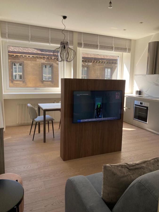 Torino 64 - Duomo City Center Luxury Apartment Perfect X2! Milán Exterior foto